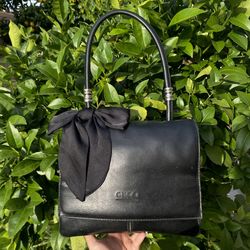 Gucci Leather Purse 