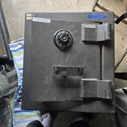 Combination Safe  Like New