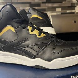 Men’s Black Reebok High top Sneaker Shoes New In Box