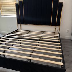 King bed frame