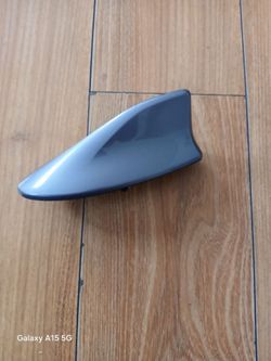 24 corolla hybrid roof antenna