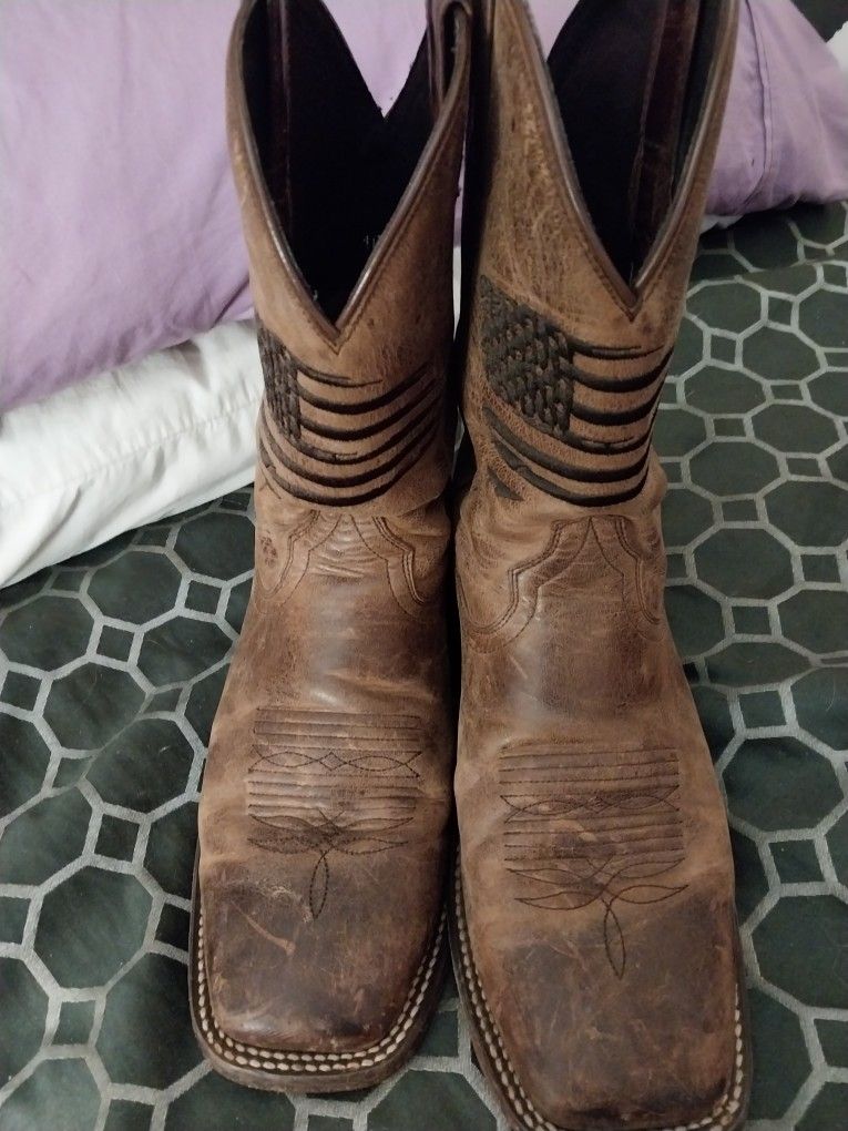 Men's Ariat Circuit Patriot Flag Western Boots Size 10ee Look At All Pictures Plz 50 Dollars 