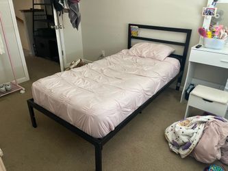 Twin bed with mattress