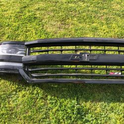 2016 Thru 2018 Chevy Z71 Grille And Headlights 