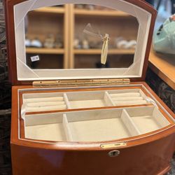 Perfect Jewelry Organizer 