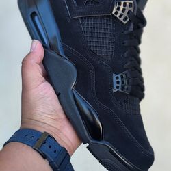 Jordan 4 retro BLACK CAT 2020