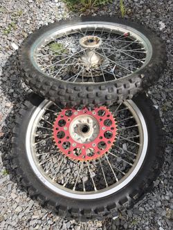 Front and rear wheel assembly CR125 CR250 CRF250R CRF450R CRF450X CRF250X