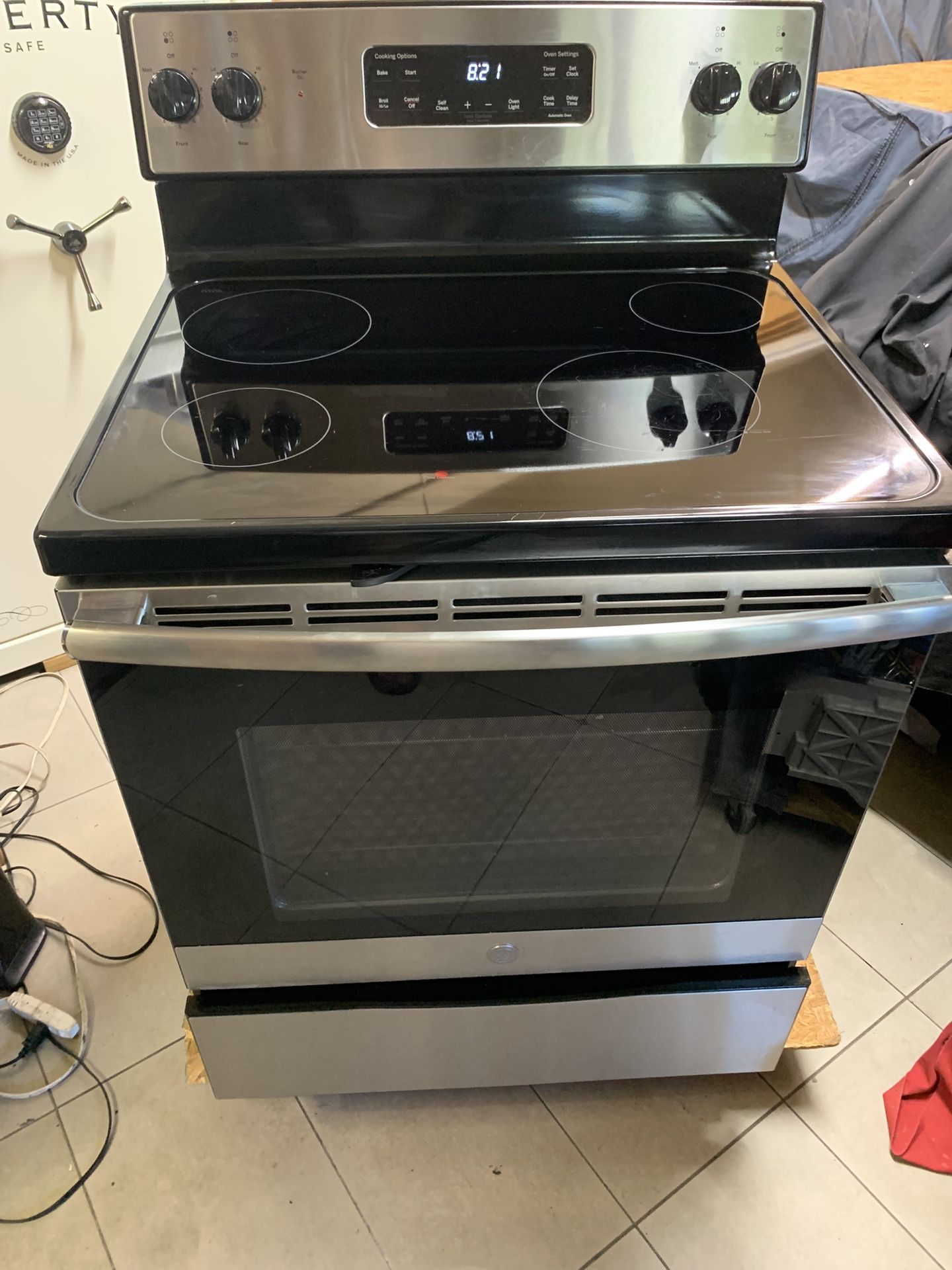GE STOVE OVEN