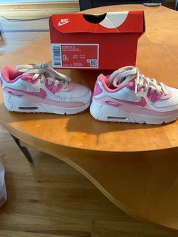Girls Nike sneakers