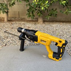 DeWalt 20V Max 1” SDS Plus D-Handle Rotary Hammer