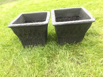 Hard plastic flower pots