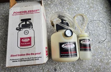 Motive hydraulic brake power bleeder & catch bottle