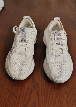Nike Interact Run Women’s Running Shoes Athletic Sneakers Lightweight Size 7