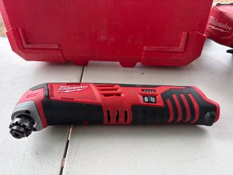 Milwaukee Multi-Tool