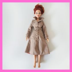 Robert Tonner Brenda Starr Reporter Doll 16" Effanbee Beige Trench Coat Fashion