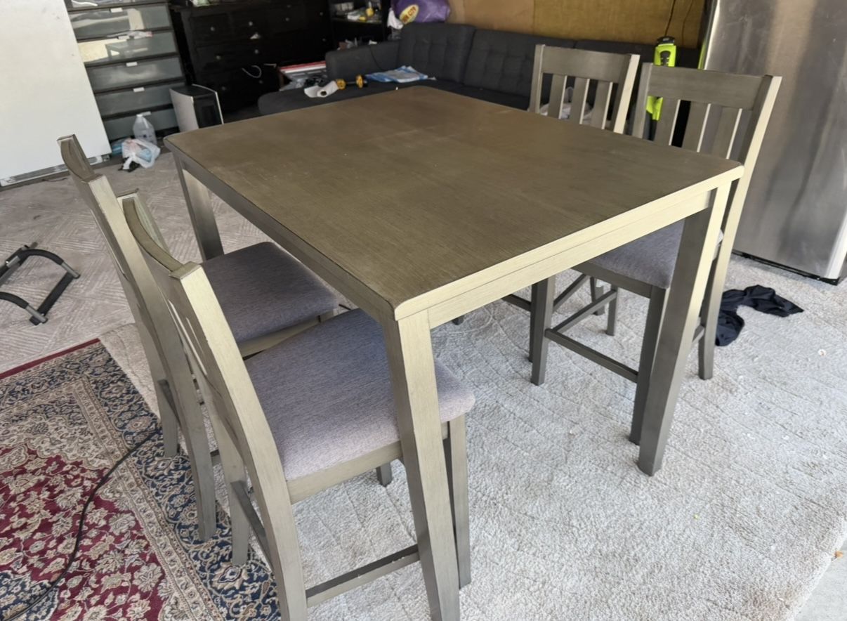 Dining Table Set