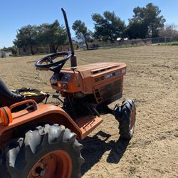 Kubota  Tractor 