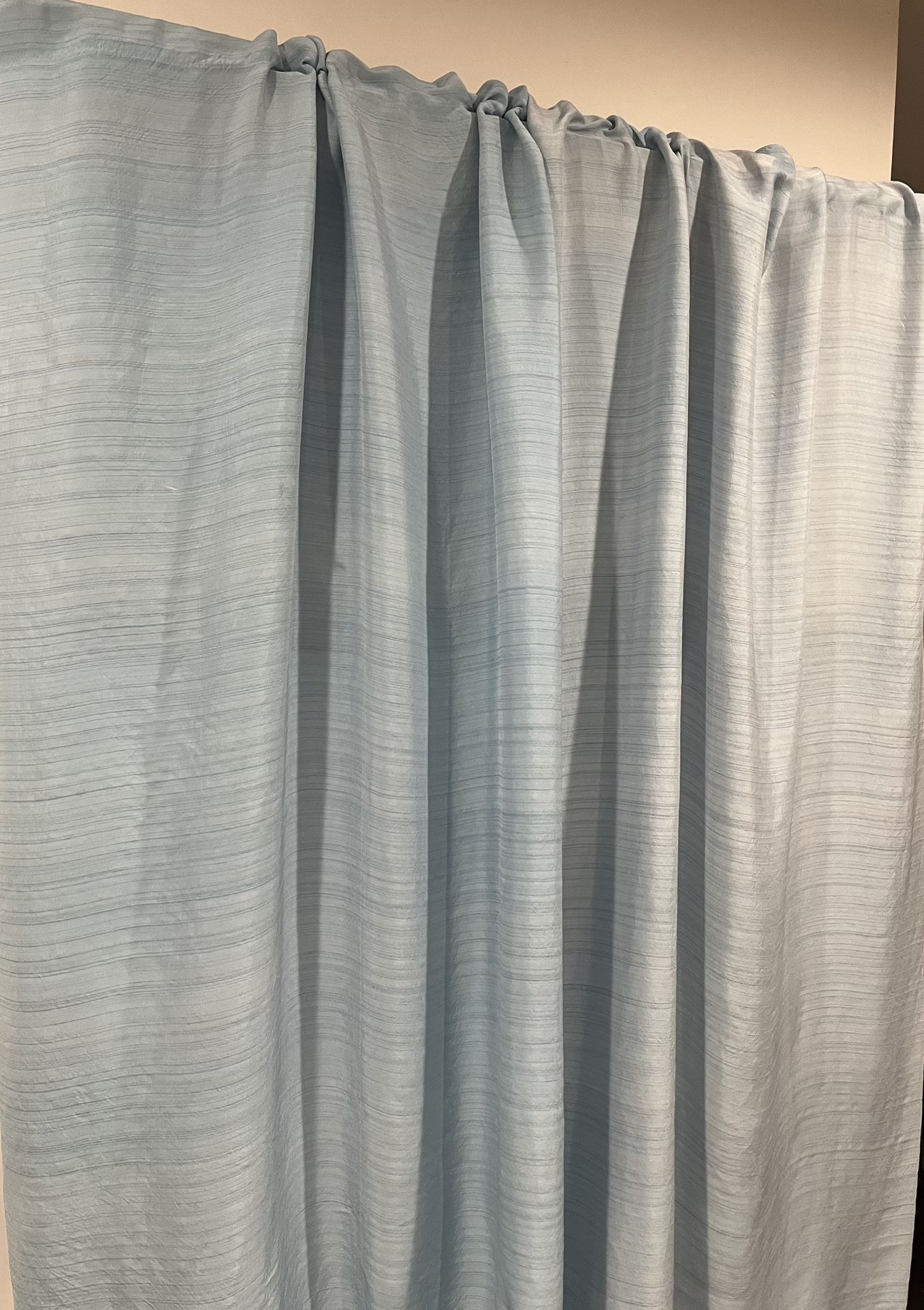 Drapes 