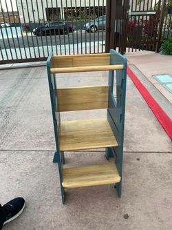 torre de aprendizaje para niños