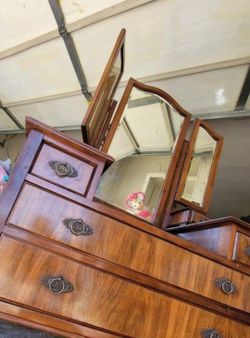 Dresser