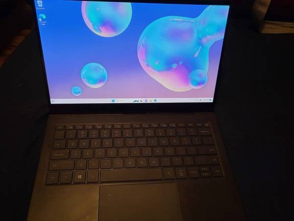 Super Thin & Light Samsung Galaxy Book S 13.3" 8G Ram 256gb SSD Wifi & Unlocked Any SIM