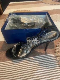 Girl heels shoes size 9