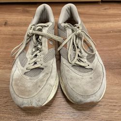 Size 11 Saucony Original Men's Freedom Runner Sneaker Shoes S40013-7 Almond / Tan