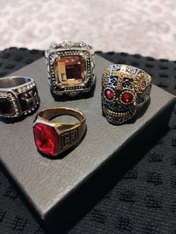 4 stainless steel rings