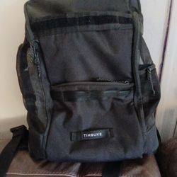 For sale Timbuktu Mutt mover lux backpack.