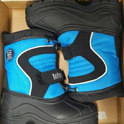 boy size 11 snow boots