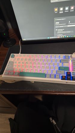 Gamakay Mechanical Keyboard with RGB Lighting