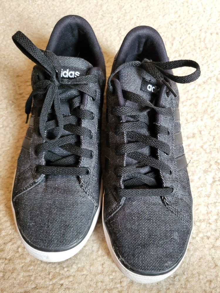 Men's Adidas Sneakers Size 8 (Women's Size 9.5)