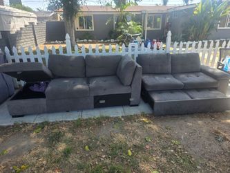 Sectional couch