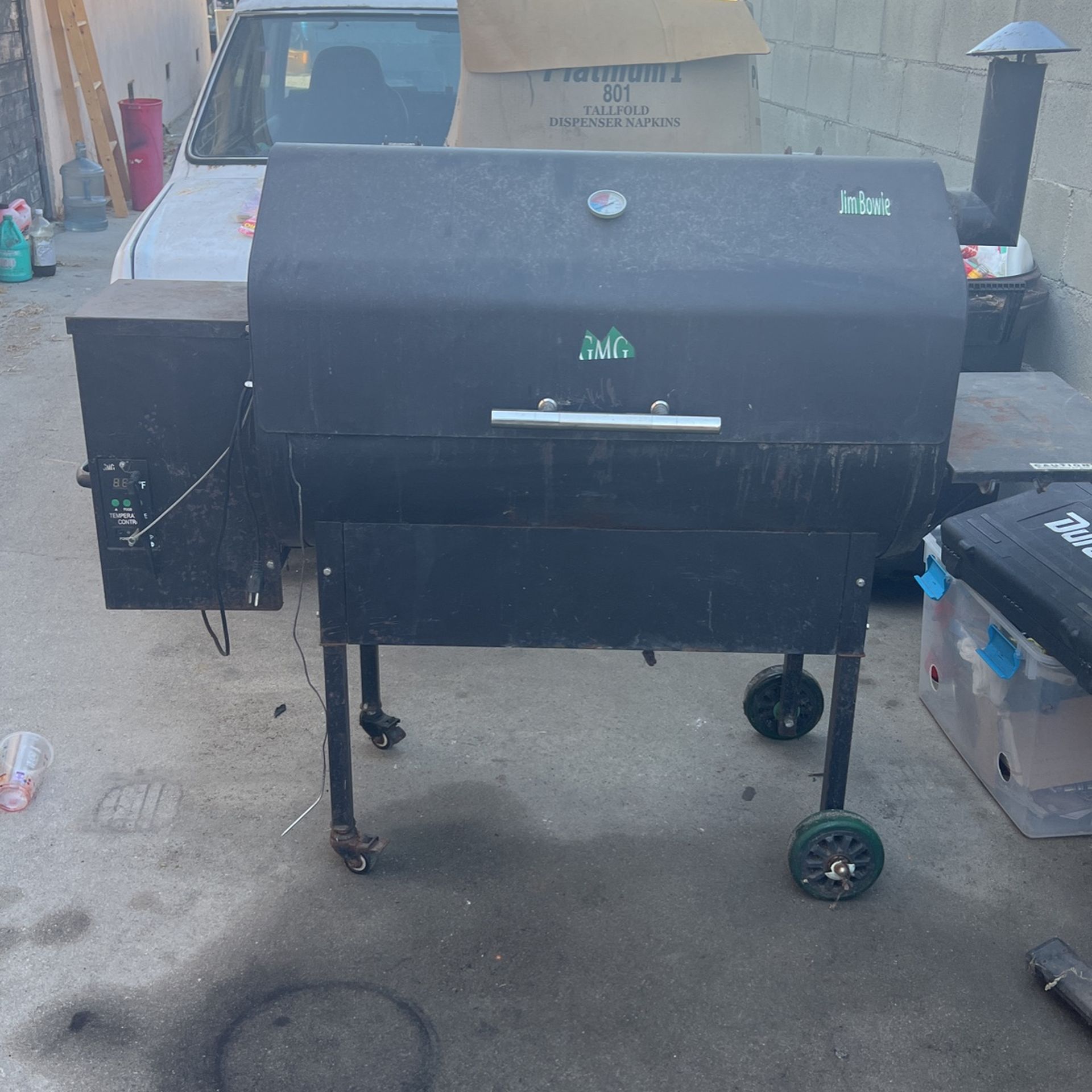 Green mountain grill Jim Bowie for Sale in Gardena, CA OfferUp