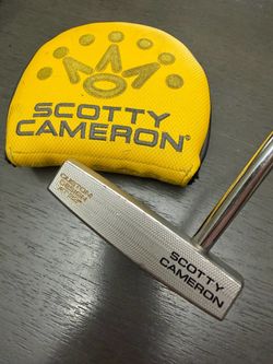 Scotty Cameron Crown golf putter