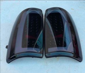 00-06 Chevrolet Suburban Tahoe Gmc Yukon LED Taillights Calaveras Luces Traceras Focos Luces Chevy