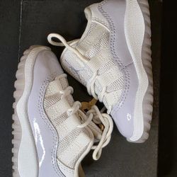 Jordan 11 Pure Violet Sz 4C 