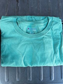 Men’s XL Green Champions Long Sleeve Shirts