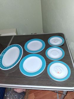 Vintage Turquoise and Gold  rimmed milk glass dishes
