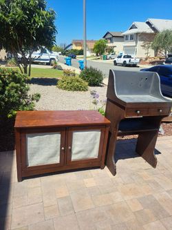 Watch bench and cabinet