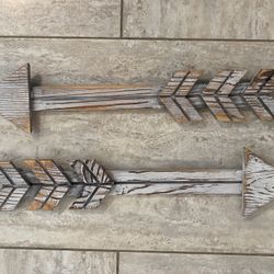 Gray Arrows x 2 Wall Decor 