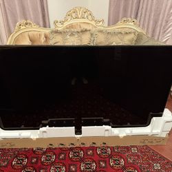Samsung 75 Inch Smart TV 