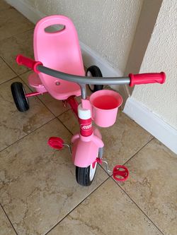 Radio Flyer Kids Tricycle Pink