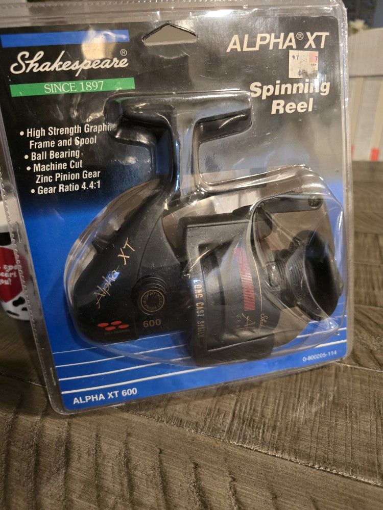 Shakespeare Spinning Reel