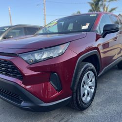 2022 Toyota RAV4 LE 