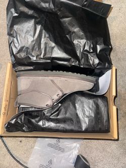Ugg boots men’s size 9