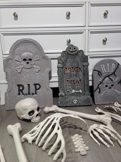 Skeleton Prop