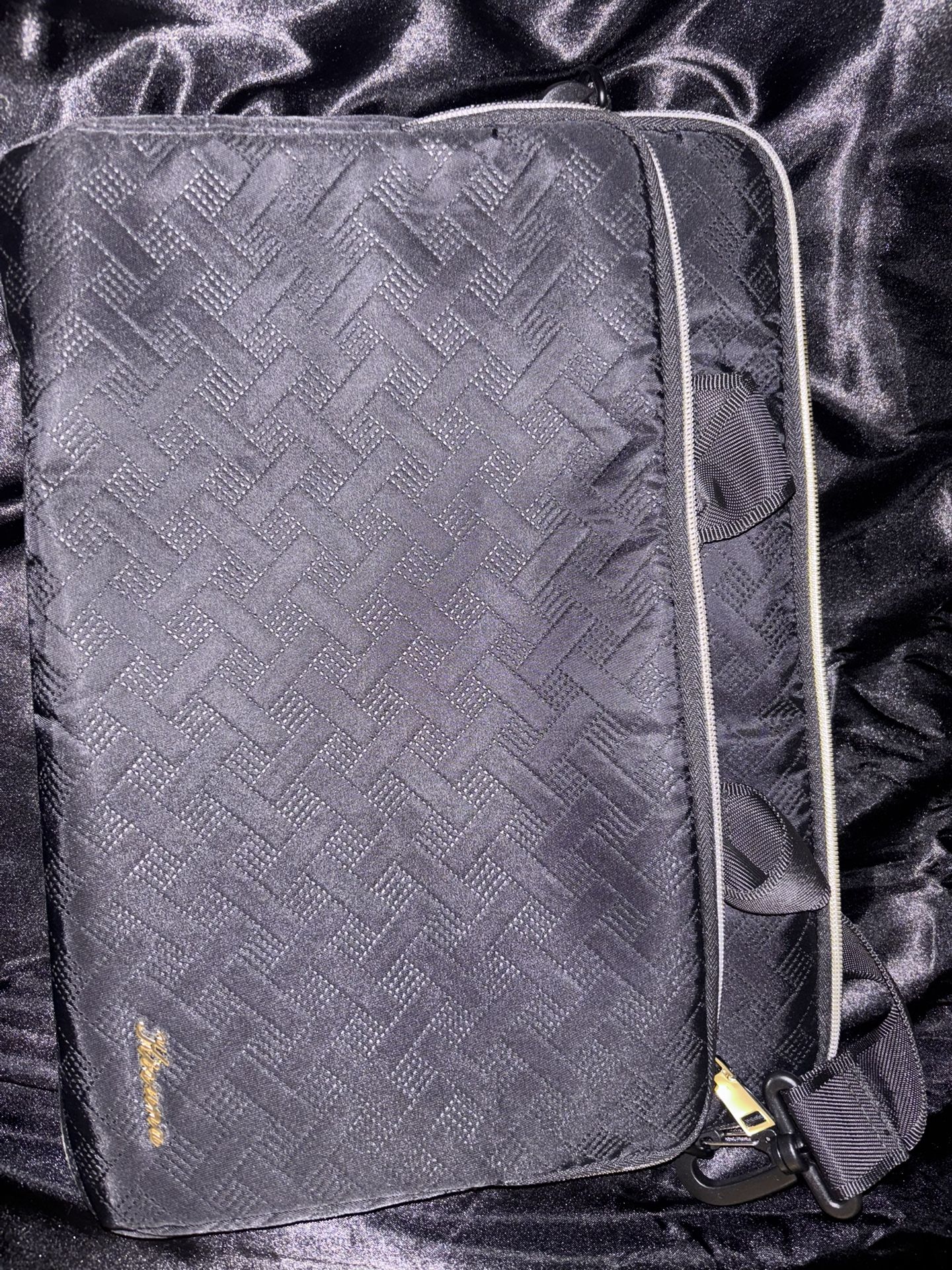 Computer Pouch (Gold & black)