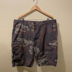 Men’s Size 40 Levi Strauss & Co. Levi’s Camo Camouflage Cargo Shorts