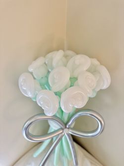 12 Rose - Balloon Bouquet